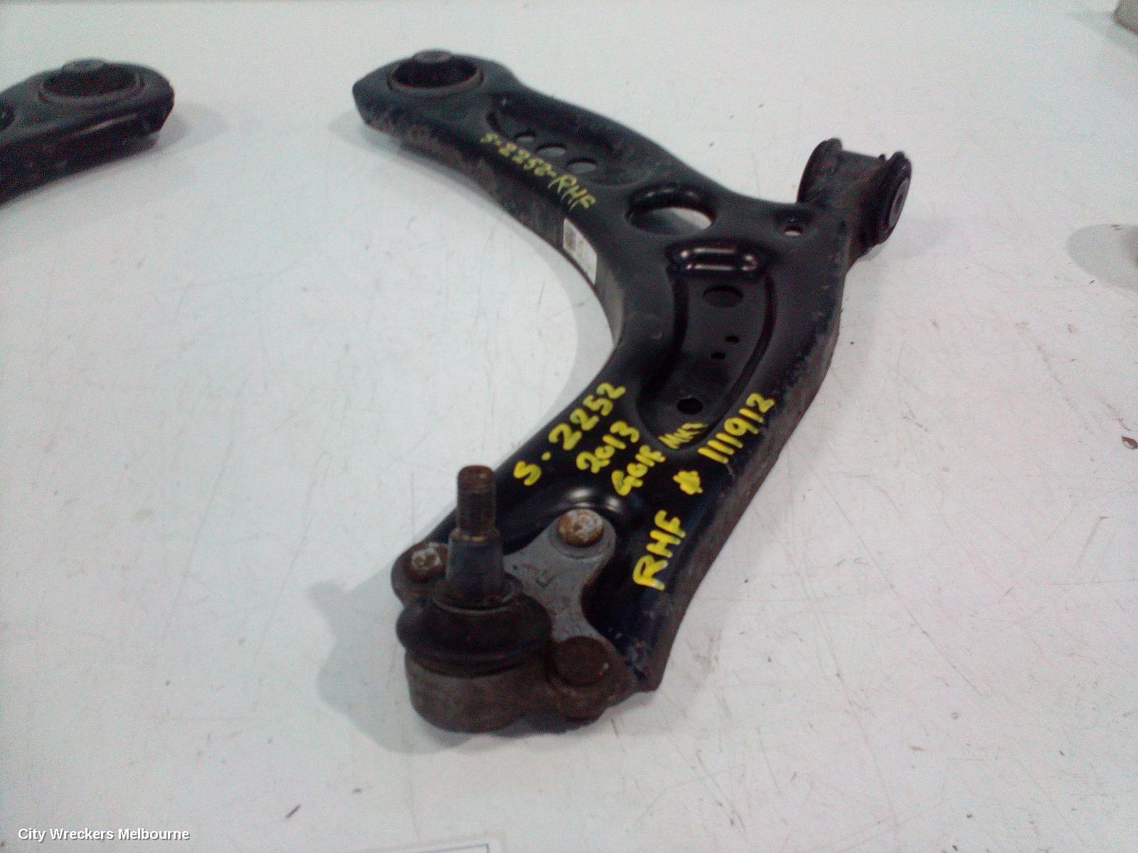 VOLKSWAGEN GOLF 2013 Right Front Lower Control Arm