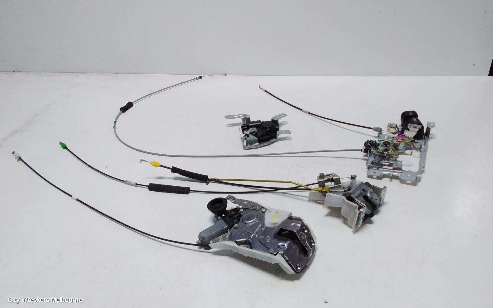 TOYOTA ESTIMA 2011 Door/Boot/Gate Lock