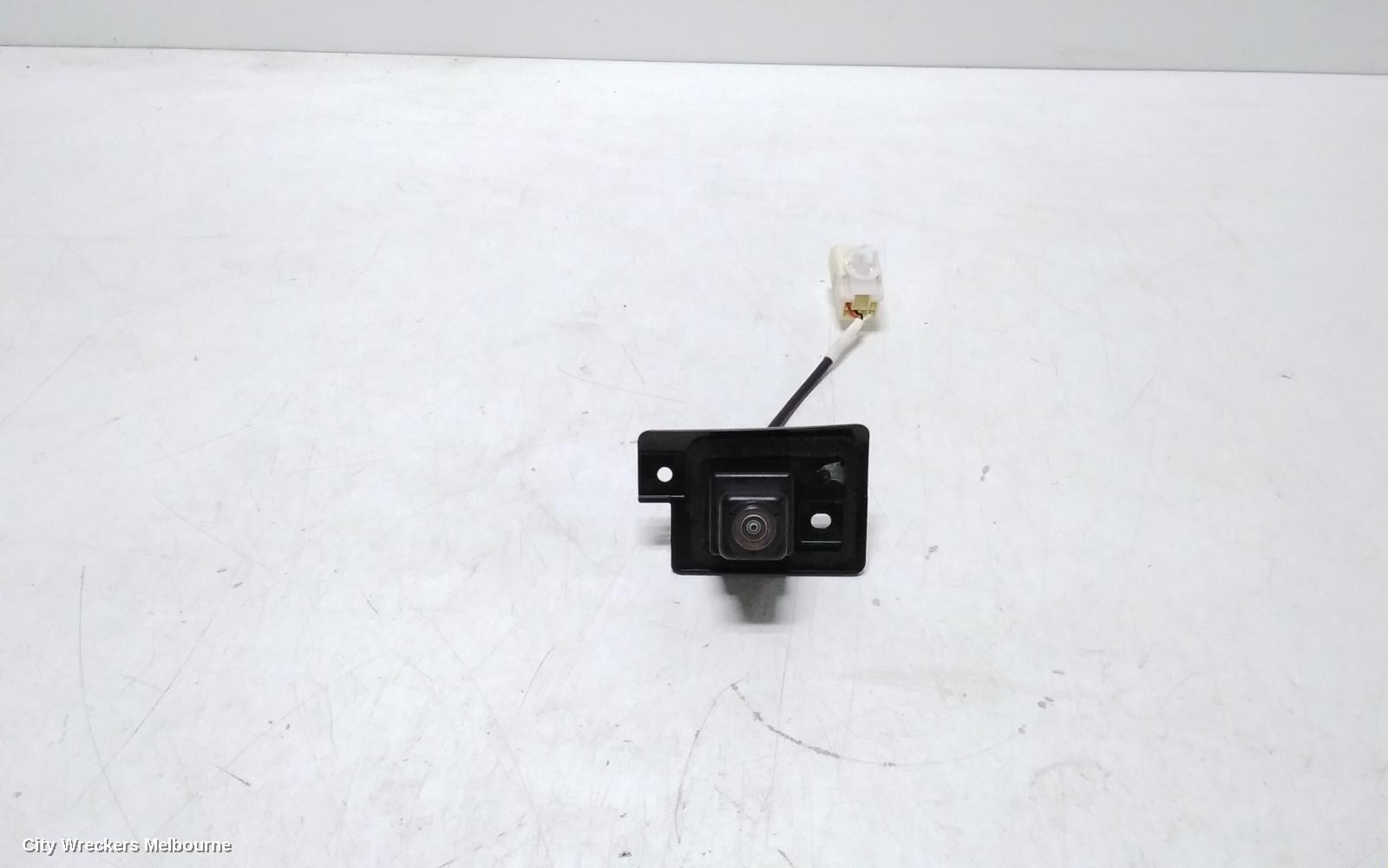 MITSUBISHI OUTLANDER 2018 REVERSE_CAMERA