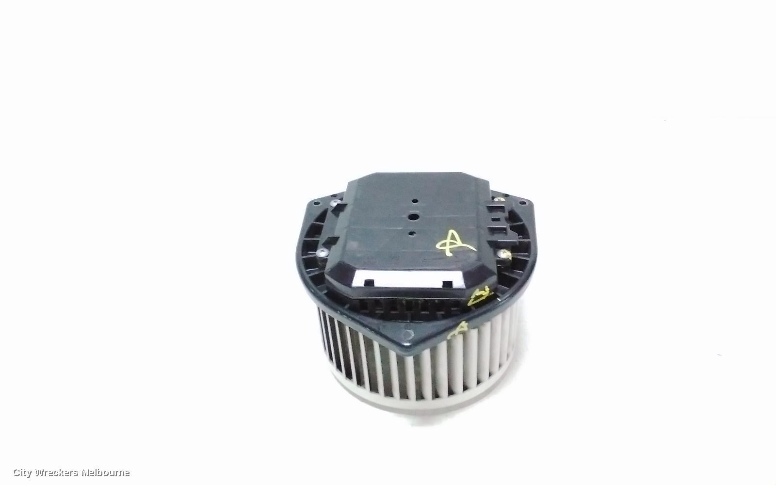 NISSAN PATHFINDER 2013 Heater Fan Motor