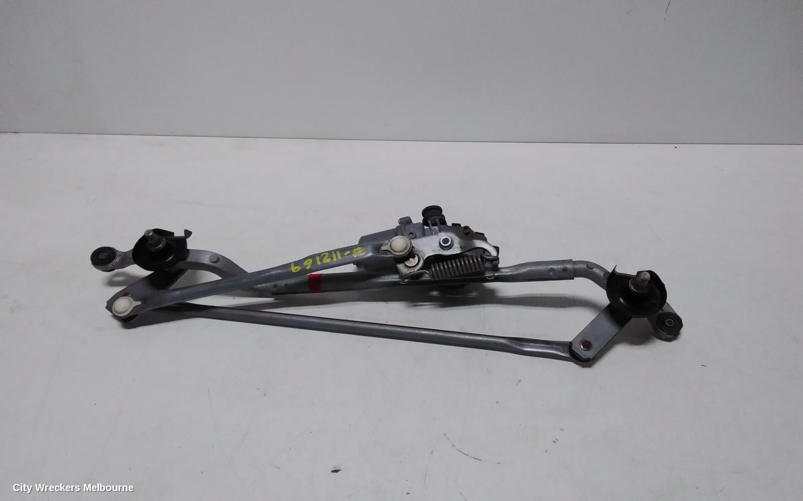 TOYOTA KLUGER 2022 Wiper Motor