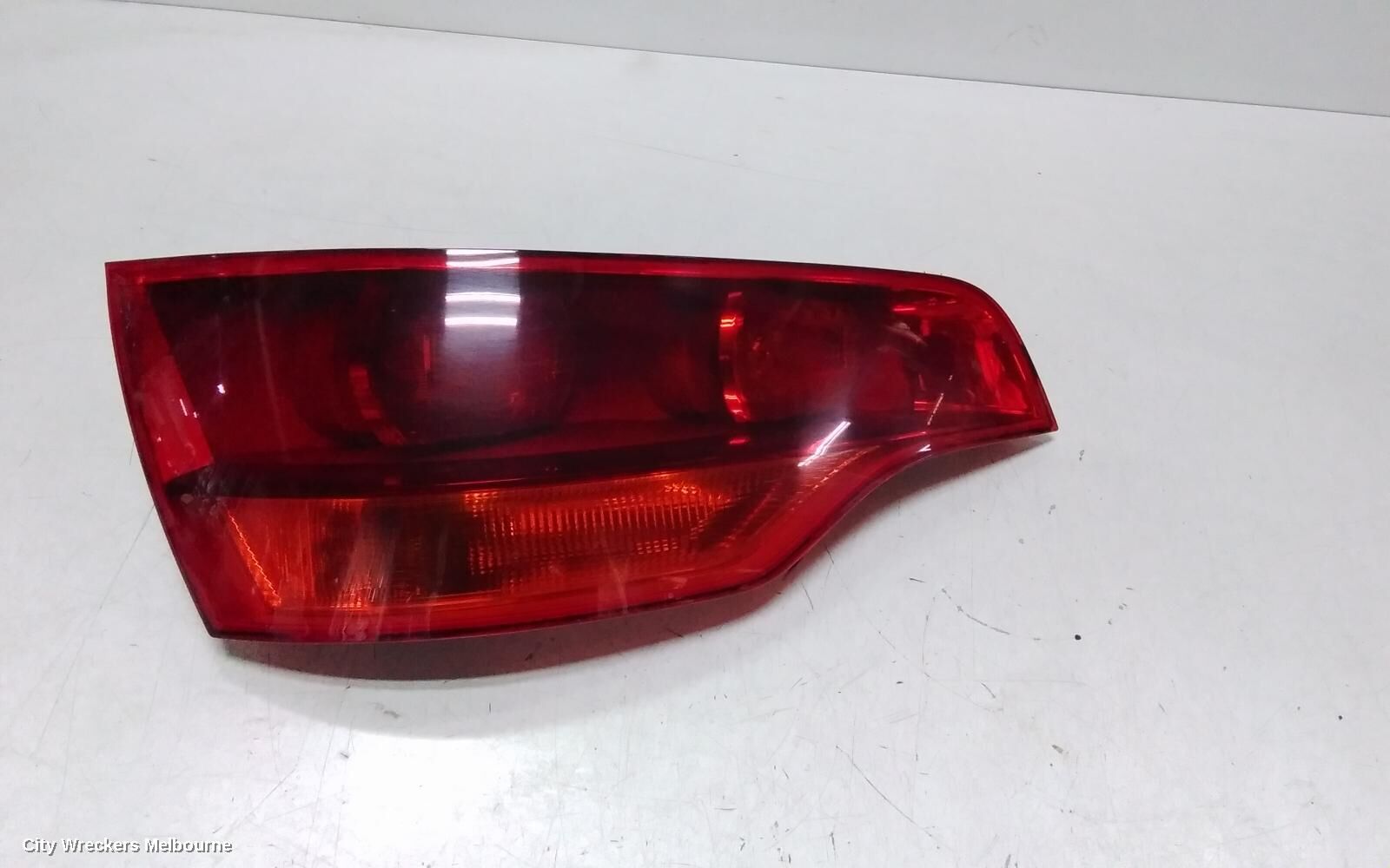 AUDI Q7 2006 Left Taillight