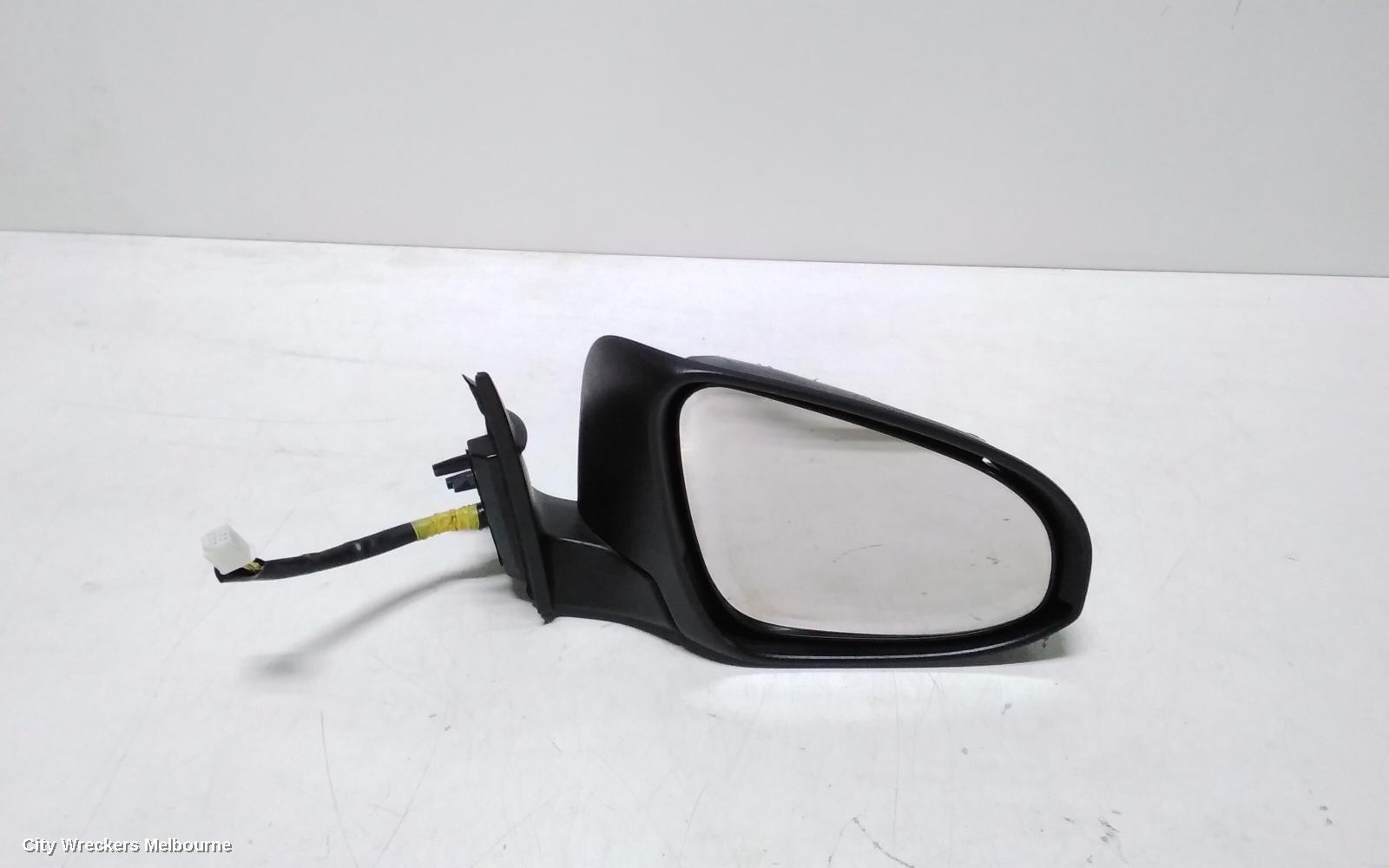 TOYOTA CAMRY 2014 Right Door Mirror