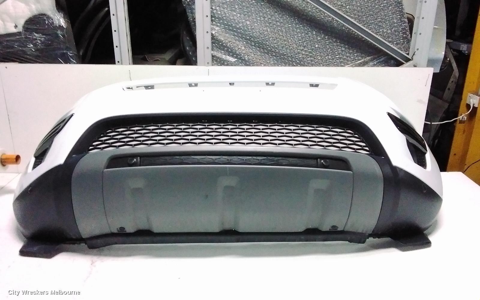 LAND ROVER DISCOVERY SPORT 2019 Front Bumper