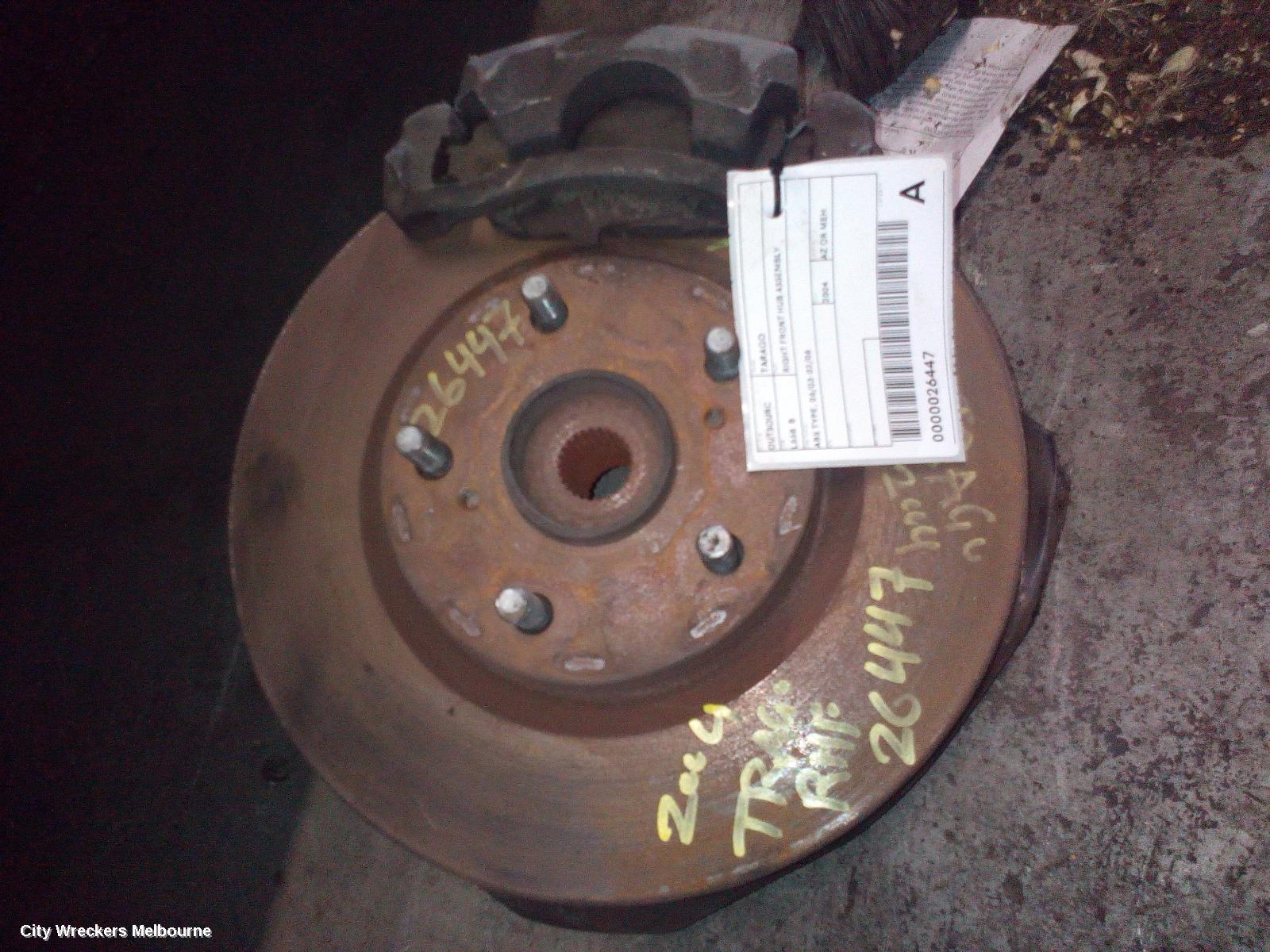 TOYOTA TARAGO 2004 Right Front Hub Assembly