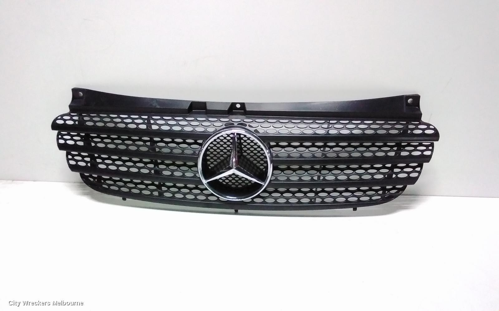 MERCEDES VITO 2007 Grille