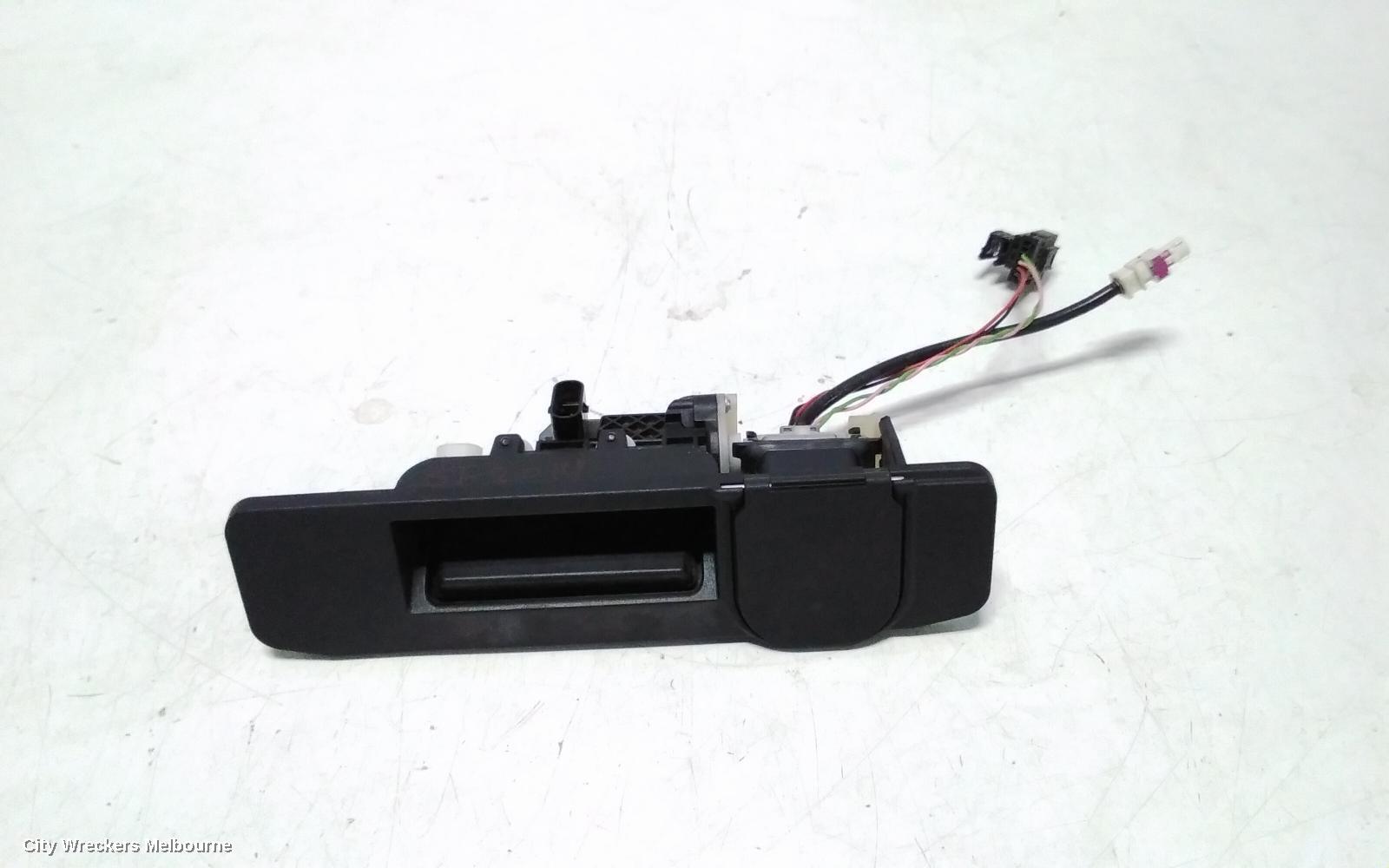 MERCEDES VITO 2017 Tailgate Handle