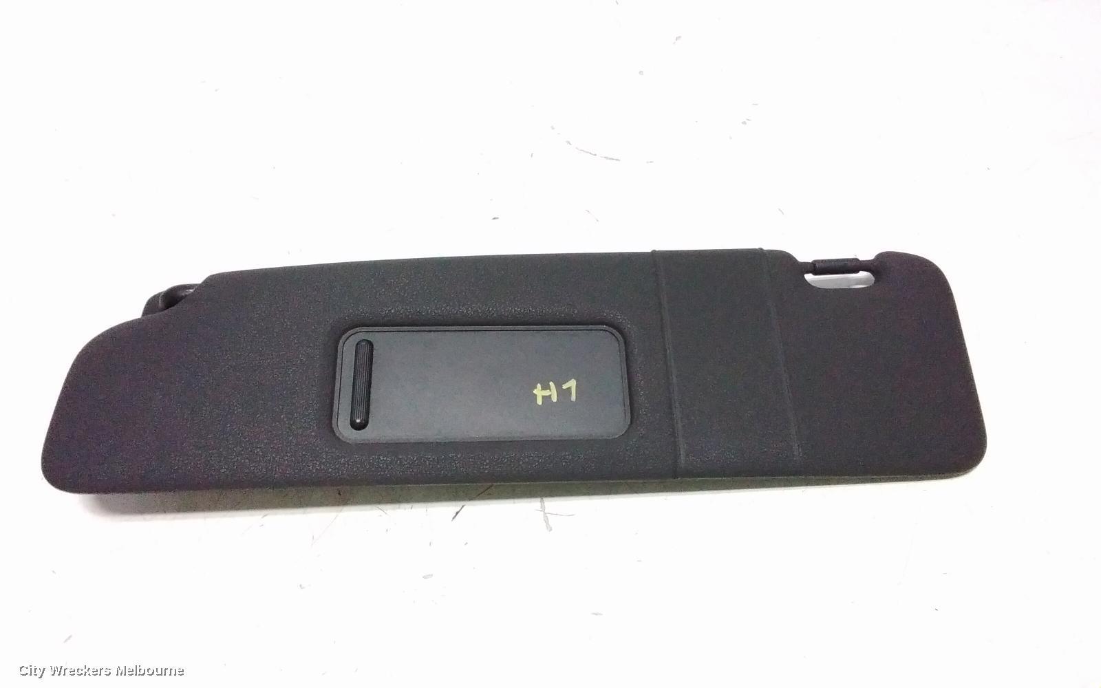 VOLKSWAGEN GOLF 2012 Sunvisor