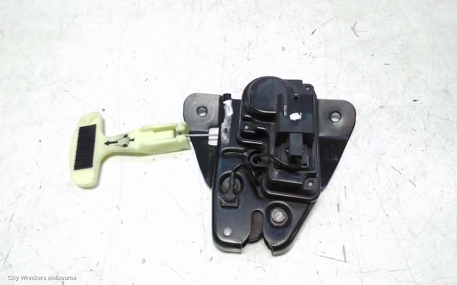 CHRYSLER 300C 2010 Door/Boot/Gate Lock