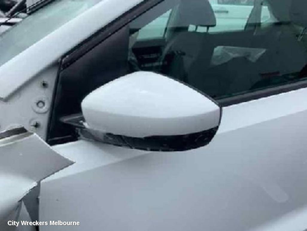 VOLKSWAGEN POLO 2015 Left Door Mirror