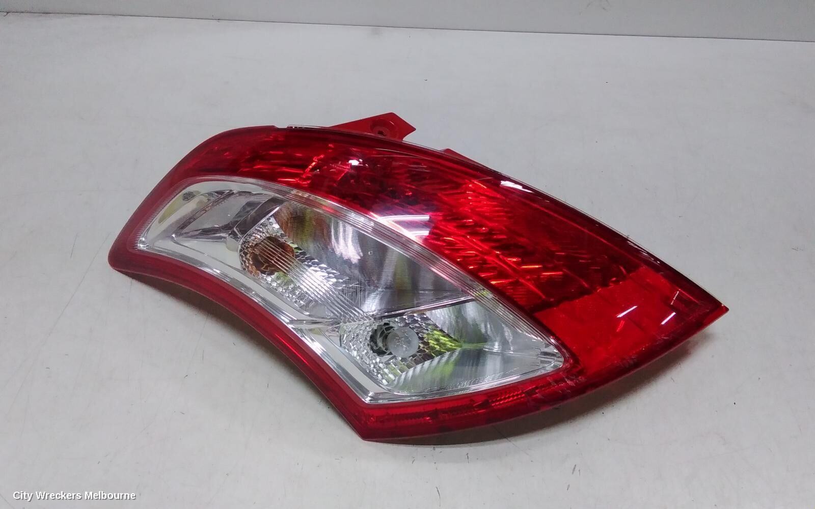 SUZUKI SWIFT 2014 Left Taillight