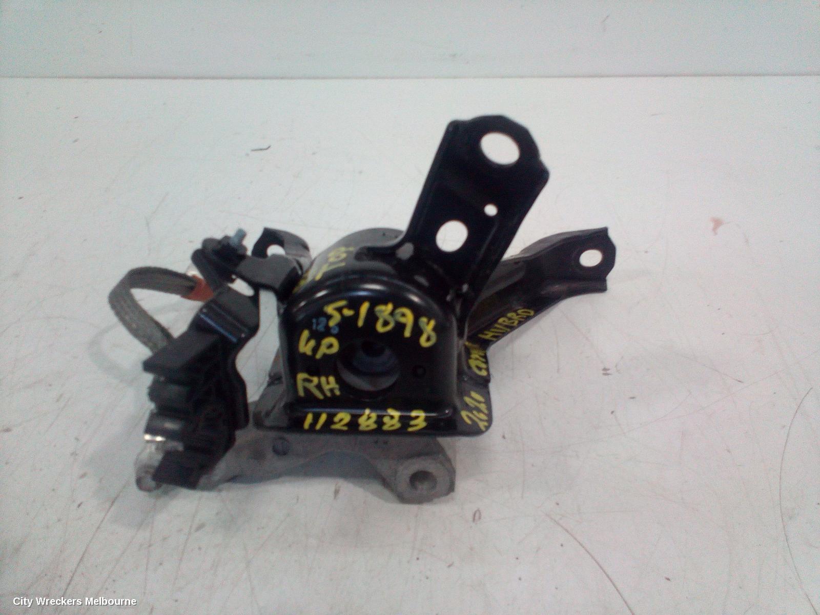 TOYOTA COROLLA 2020 Mount