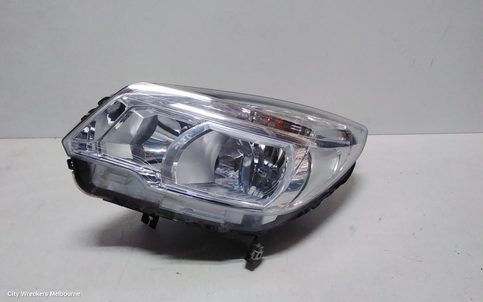 HOLDEN COLORADO 2016 Left Headlamp