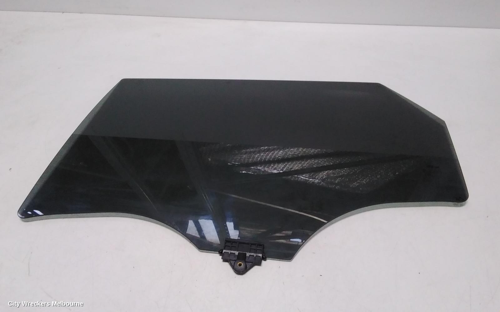 HYUNDAI TUCSON 2022 Left Rear Door Window