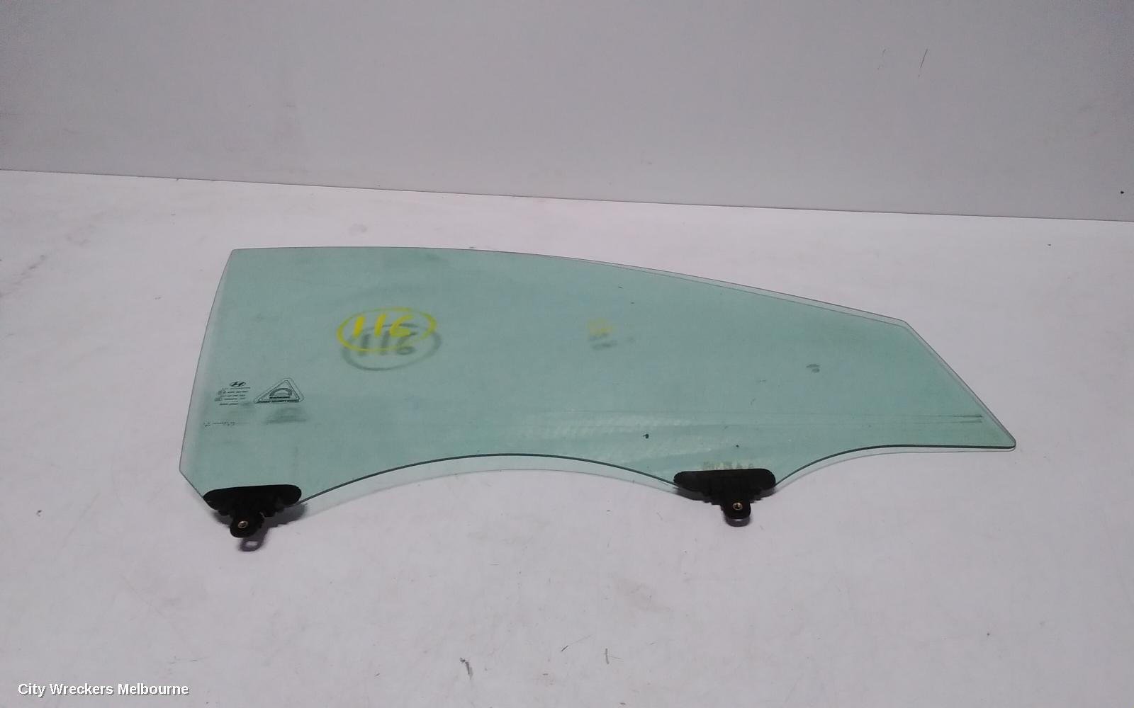 HYUNDAI IX35 2014 Right Front Door Window
