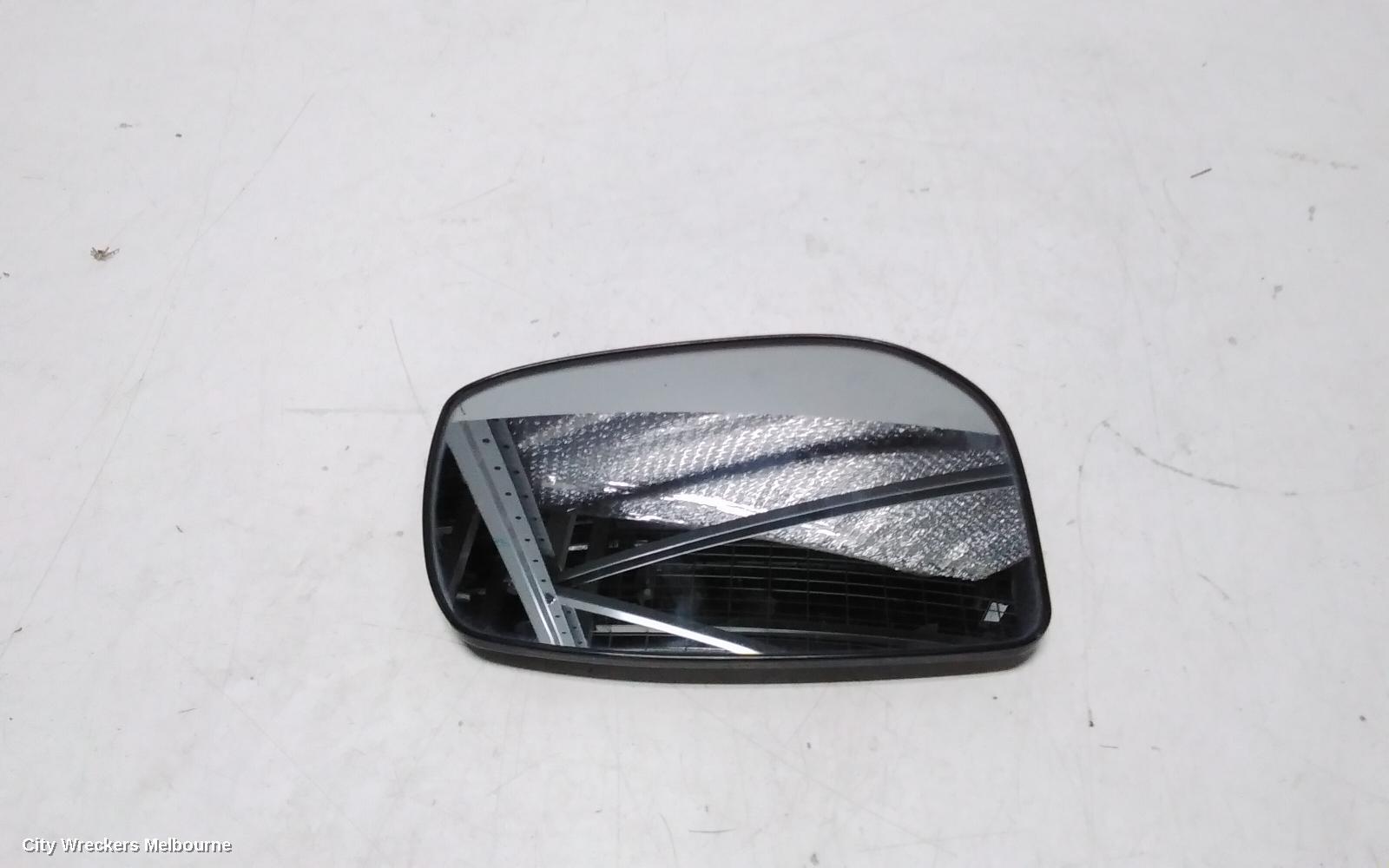 TOYOTA YARIS 2010 Right Door Mirror