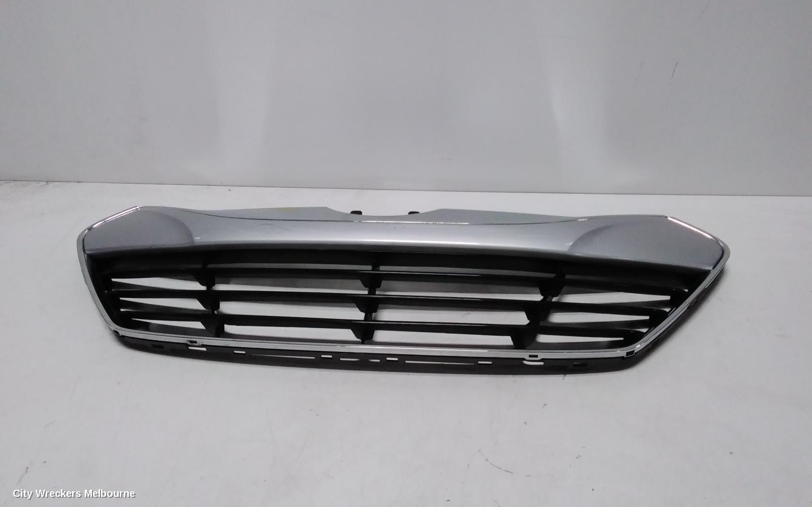 HYUNDAI IX35 2011 Grille
