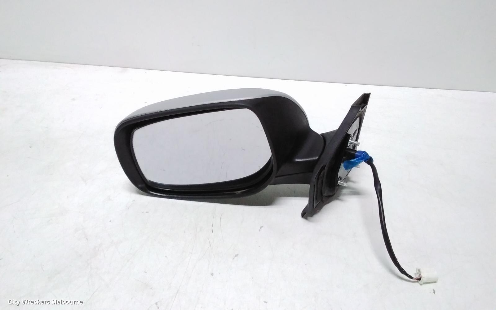 TOYOTA YARIS 2007 Left Door Mirror