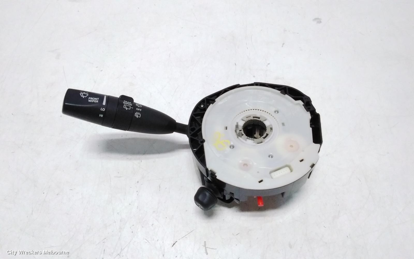 JEEP GRANDCHEROKEE 2014 Combination Switch