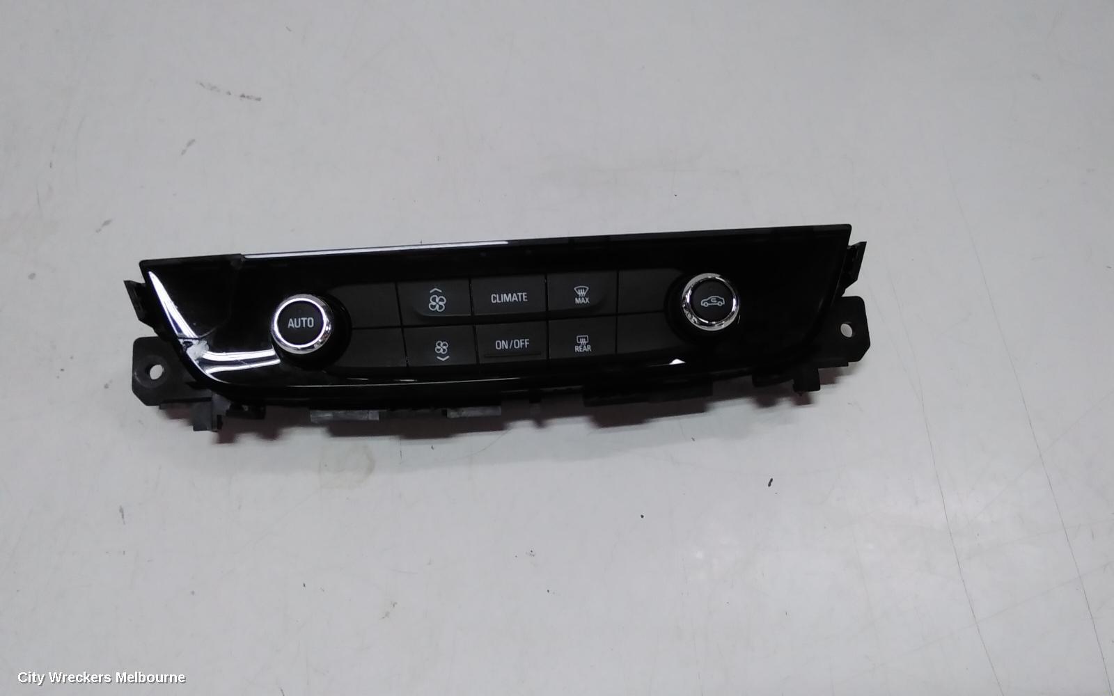 HOLDEN COMMODORE 2020 Heater/Ac Controls