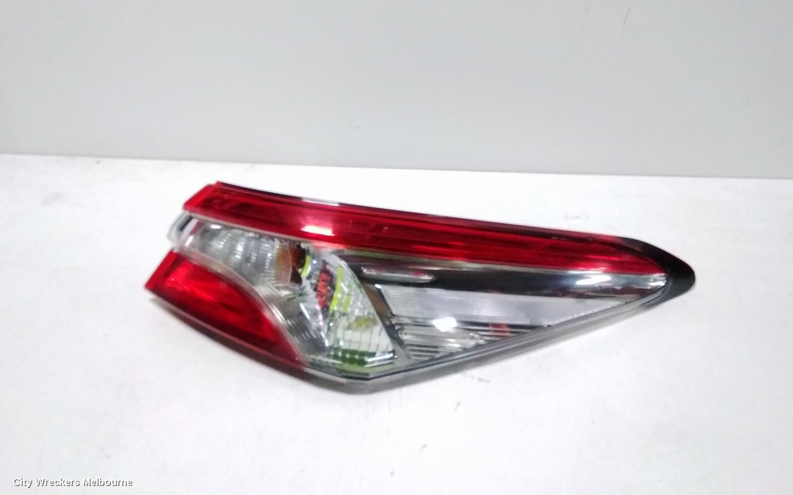 TOYOTA CAMRY 2019 Right Taillight