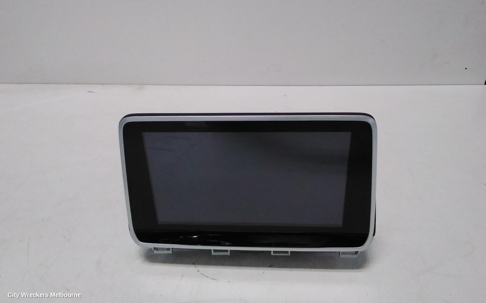 LDV DELIVER 9 2022 Radio/Cd/Dvd/Sat/Tv