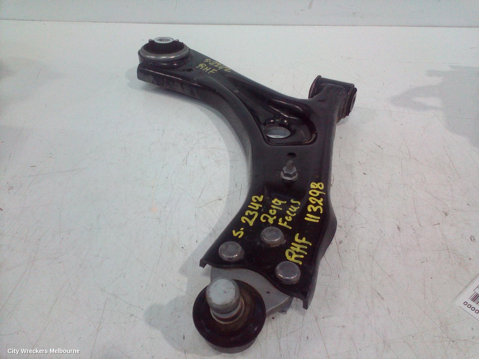 FORD FOCUS 2019 Right Front Lower Control Arm