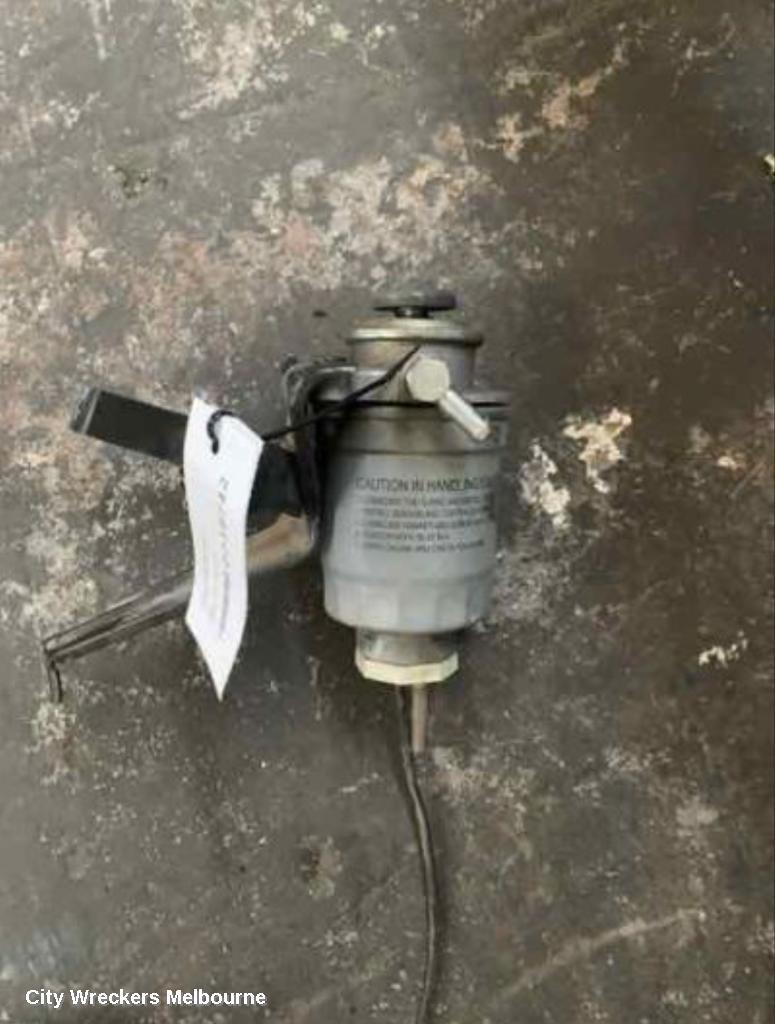 NISSAN NAVARA 2009 Fuel Pump