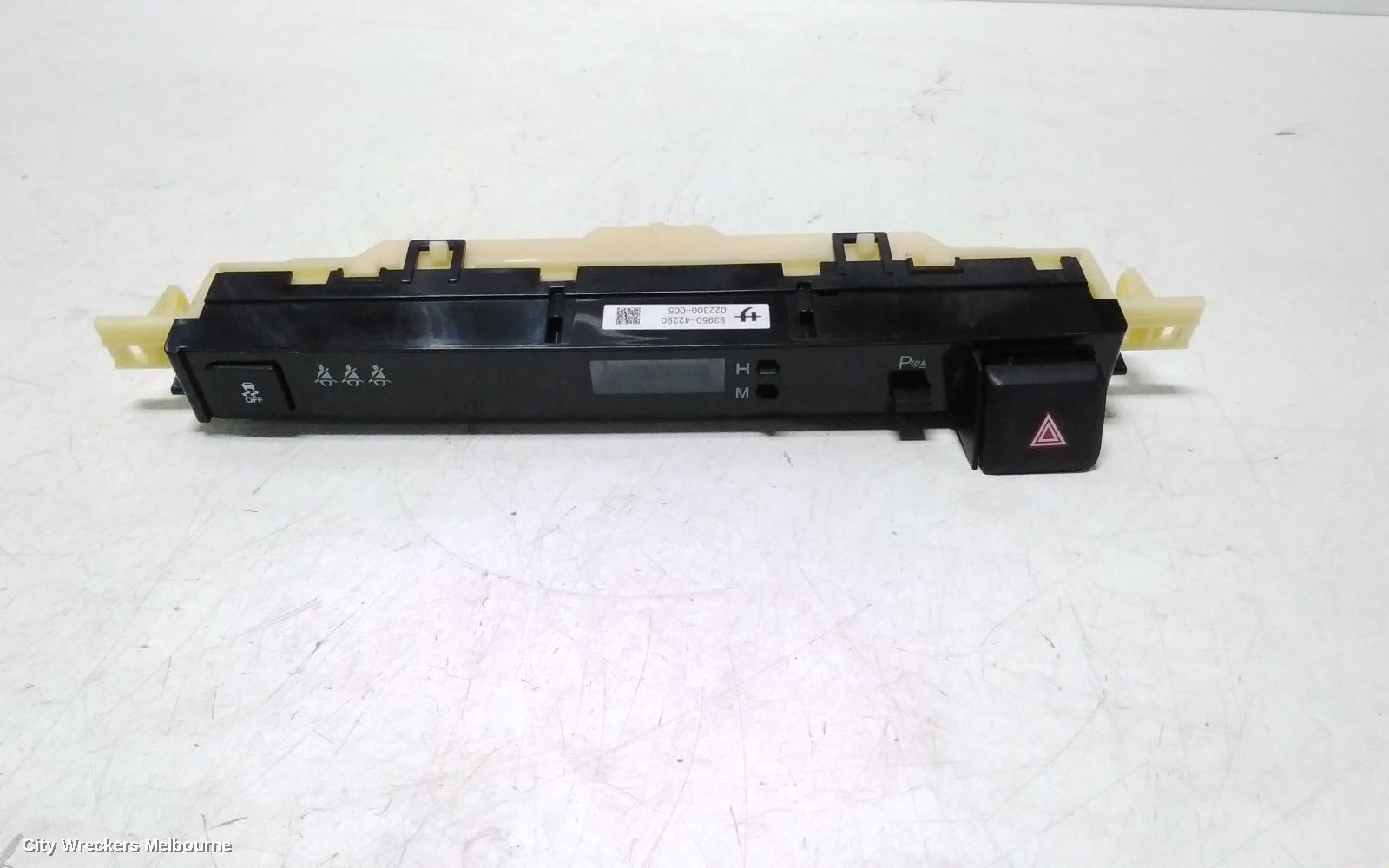 TOYOTA RAV4 2017 Clock