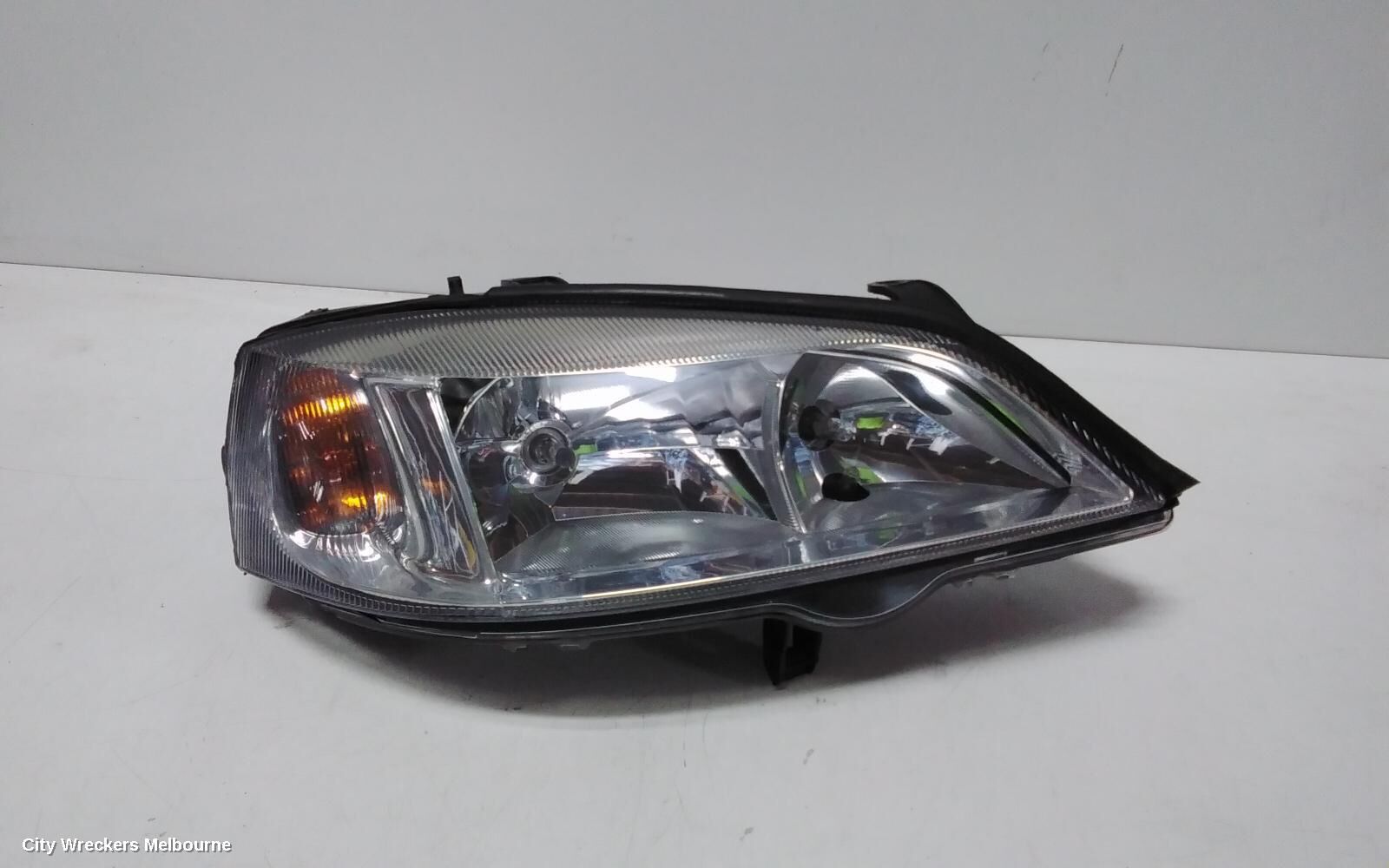 HOLDEN ASTRA 2003 Right Headlamp