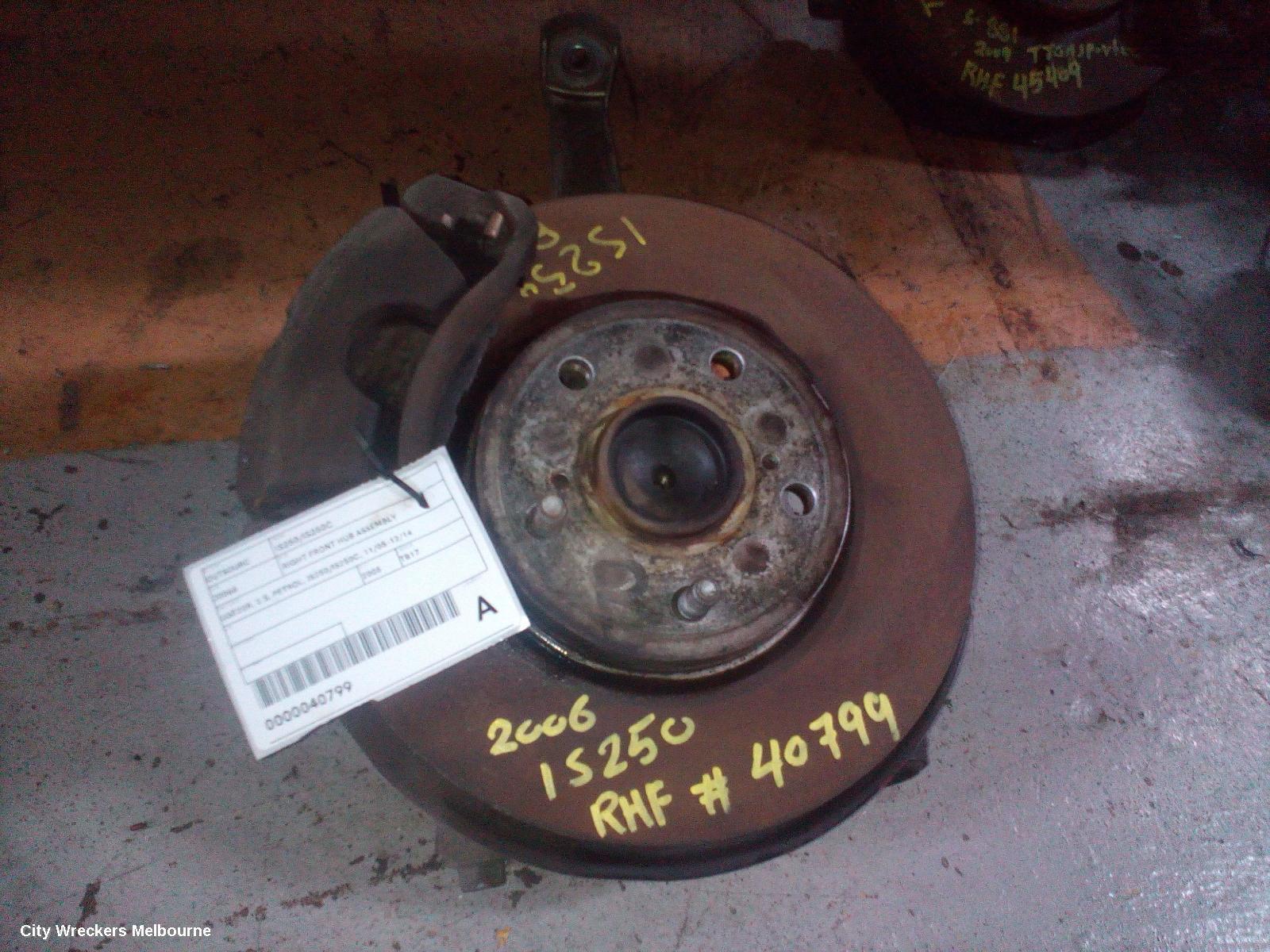 LEXUS IS250/IS250C 2005 Right Front Hub Assembly