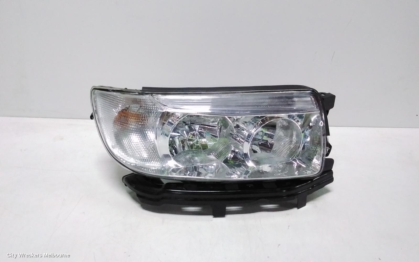 SUBARU FORESTER 2006 Right Headlamp