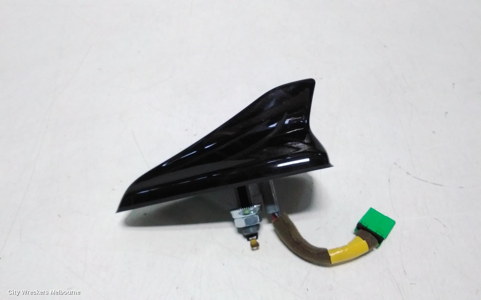 HYUNDAI I30 2019 Antenna