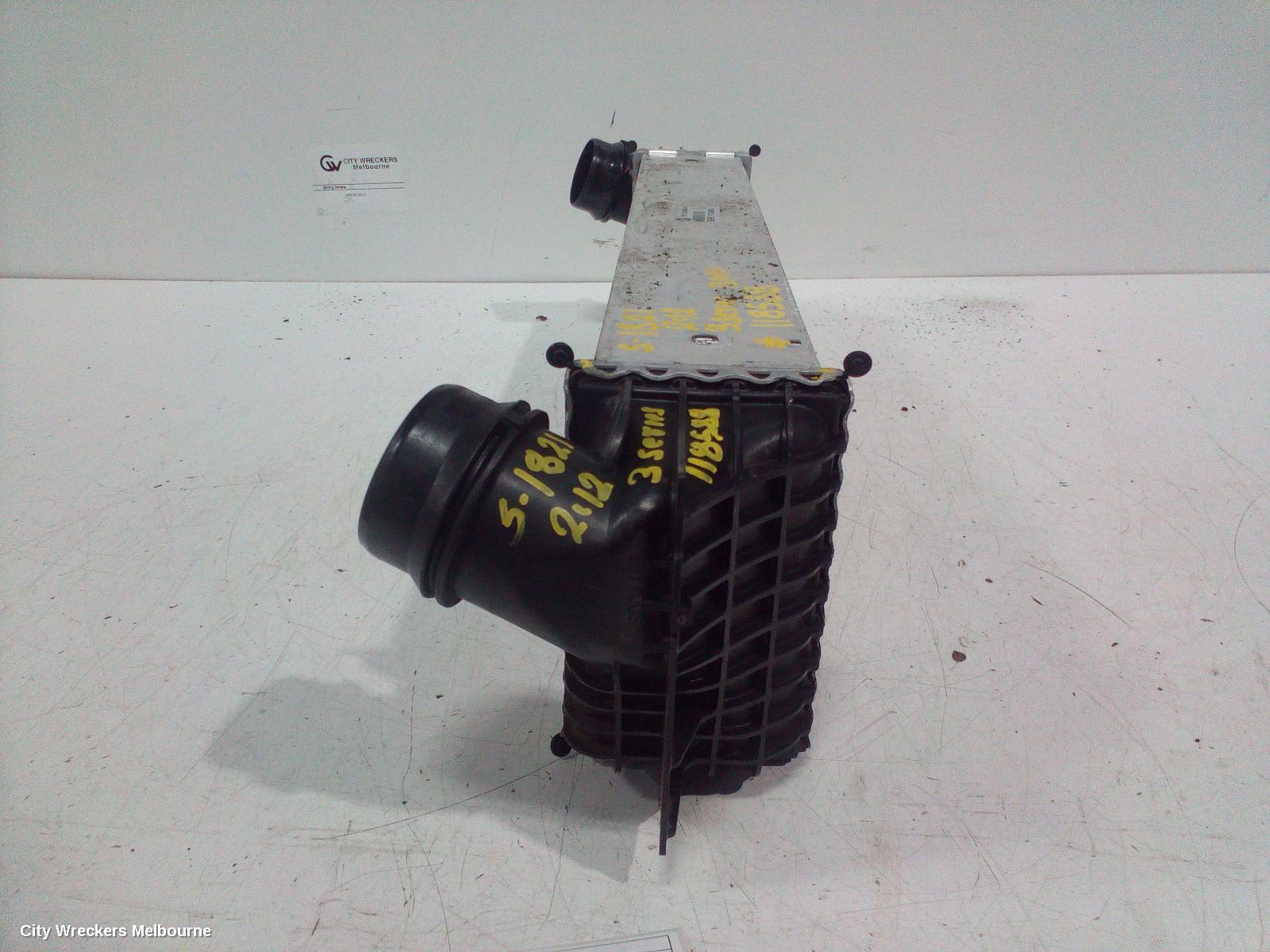 BMW 5 SERIES 2012 Intercooler