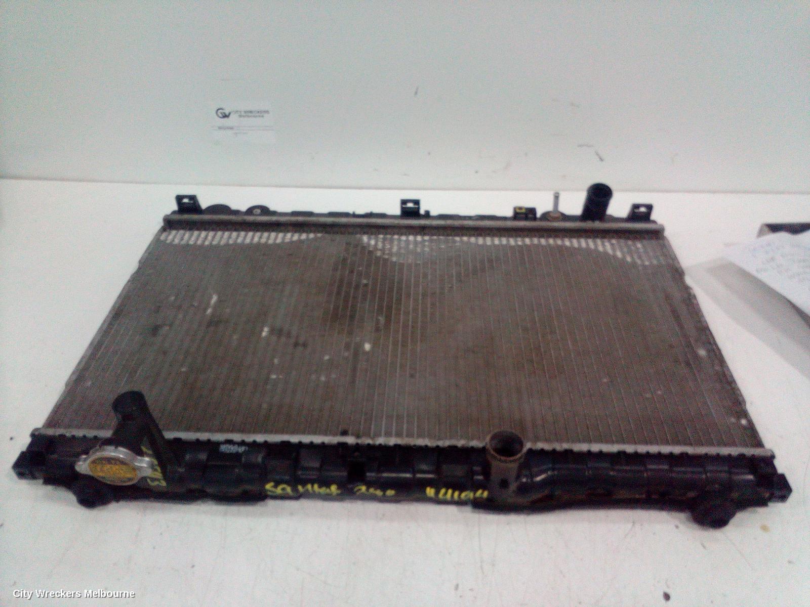 HYUNDAI SANTA FE 2000 Radiator