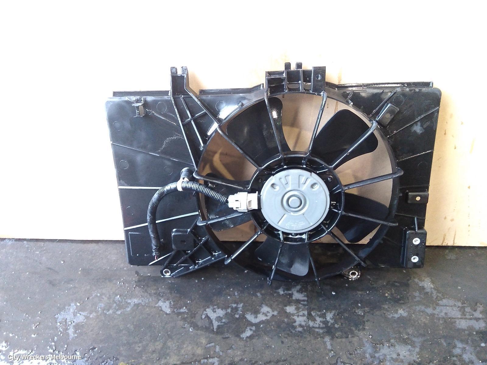 MAZDA 2 2004 Fan