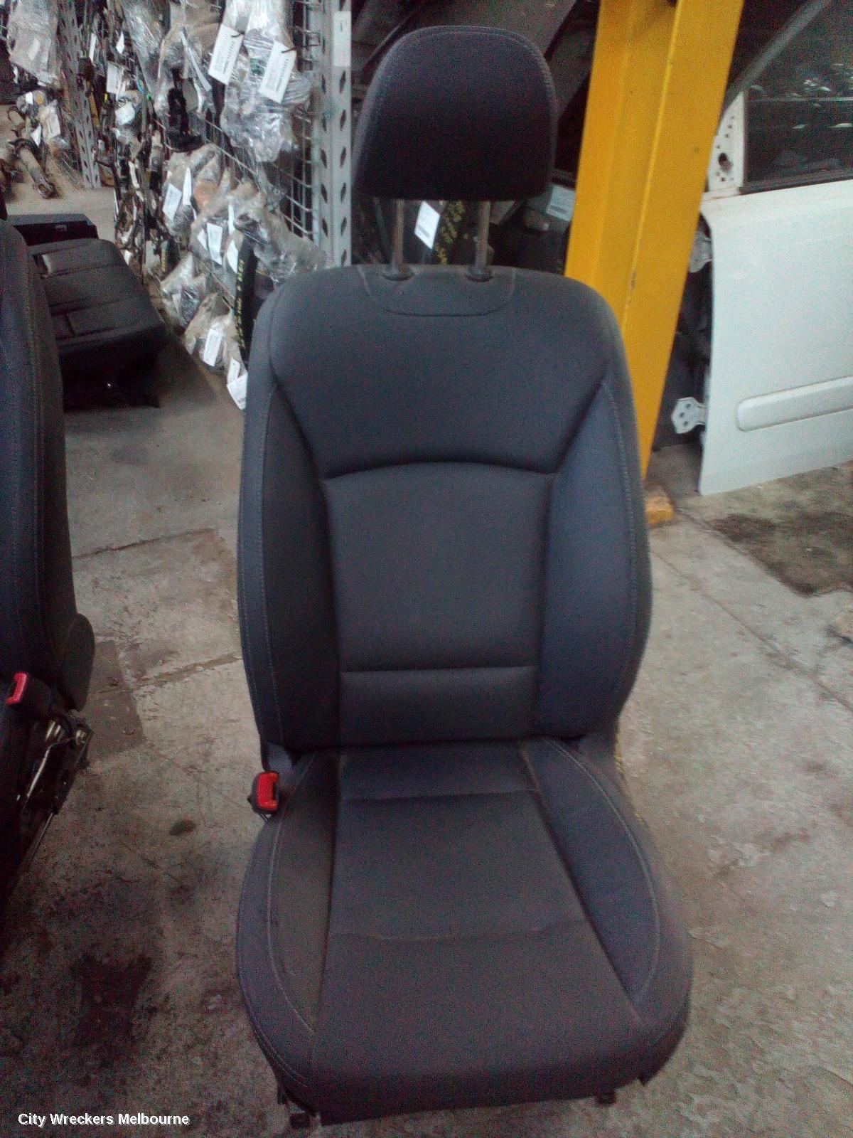 SUBARU OUTBACK 2020 Front Seat