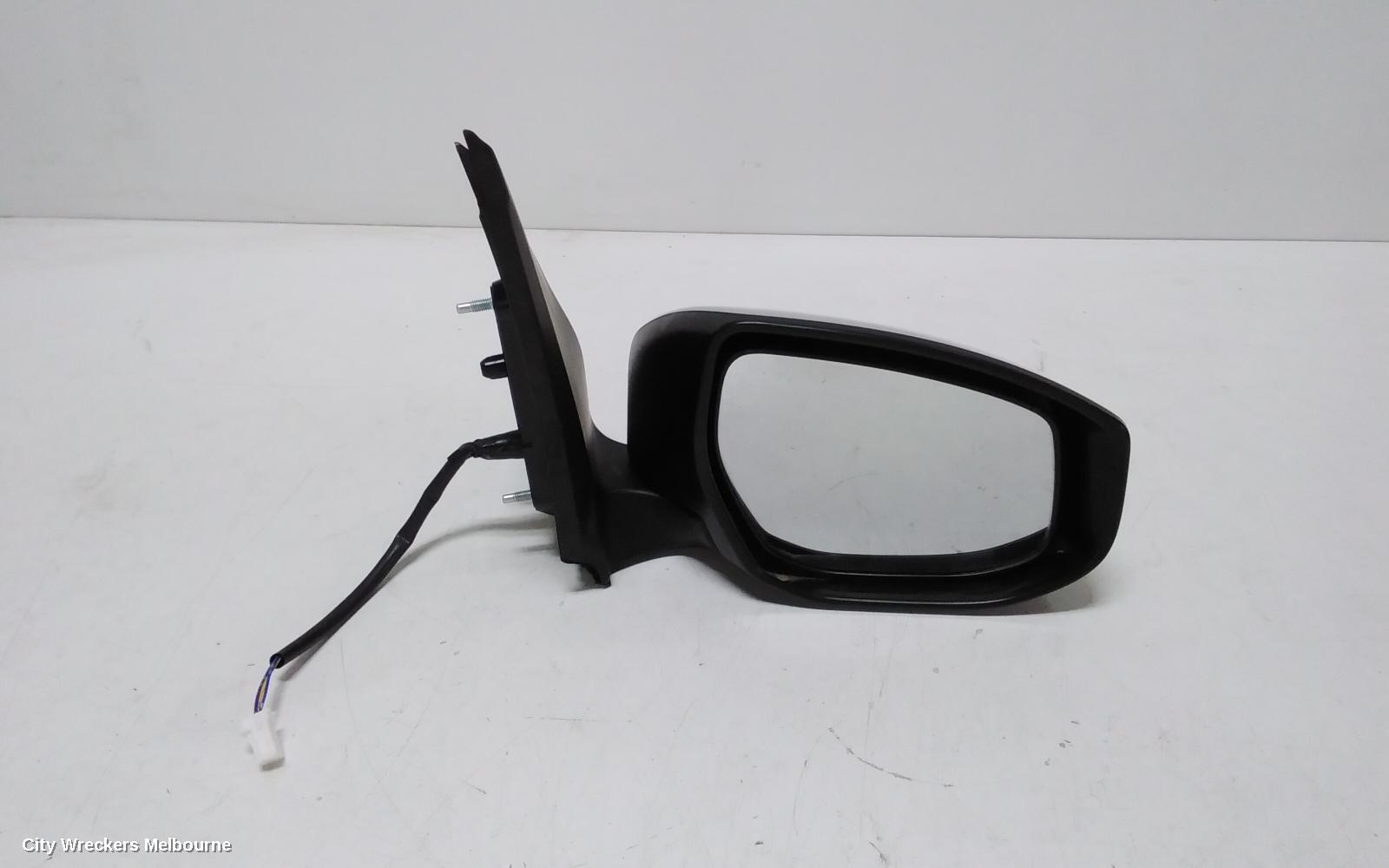 NISSAN PULSAR 2014 Right Door Mirror