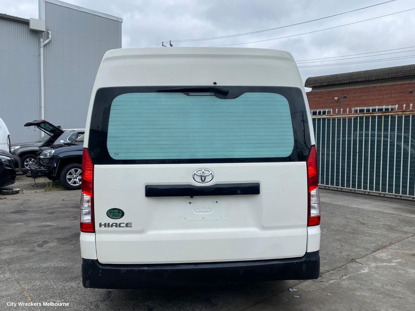 TOYOTA HIACE 2019 Right Front 1/4 Door Glass