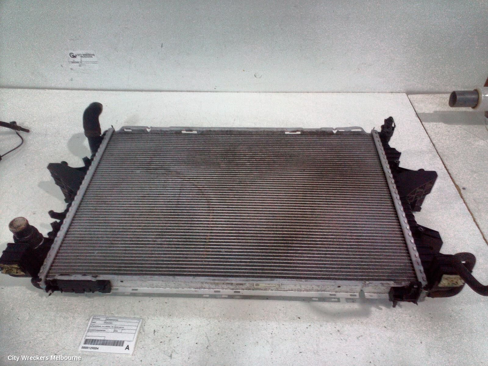 VOLKSWAGEN TRANSPORTER 2006 Radiator