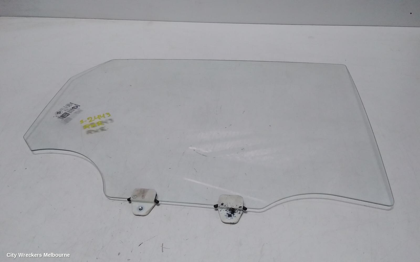 MG ZS 2023 Right Rear Door Window