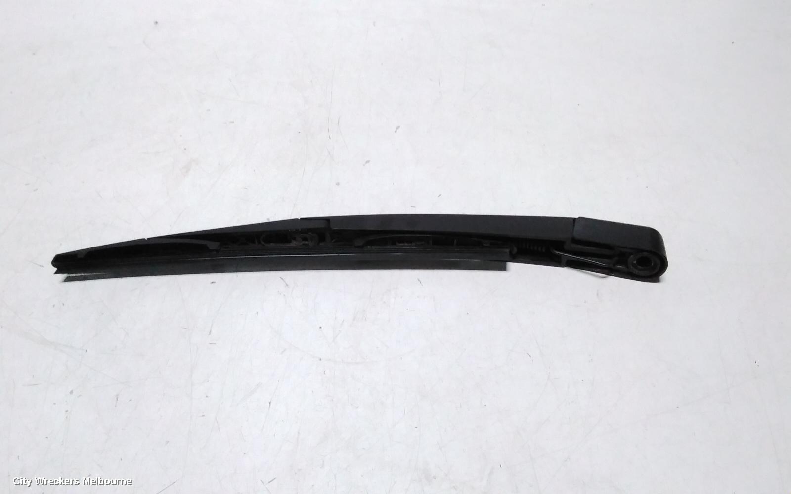 KIA SPORTAGE 2014 Wiper Arm
