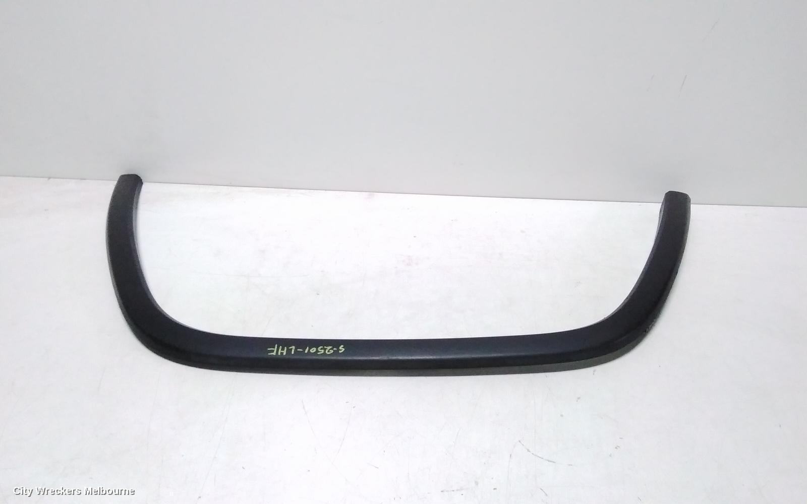 JEEP GRANDCHEROKEE 2014 Wheel Arch Flare