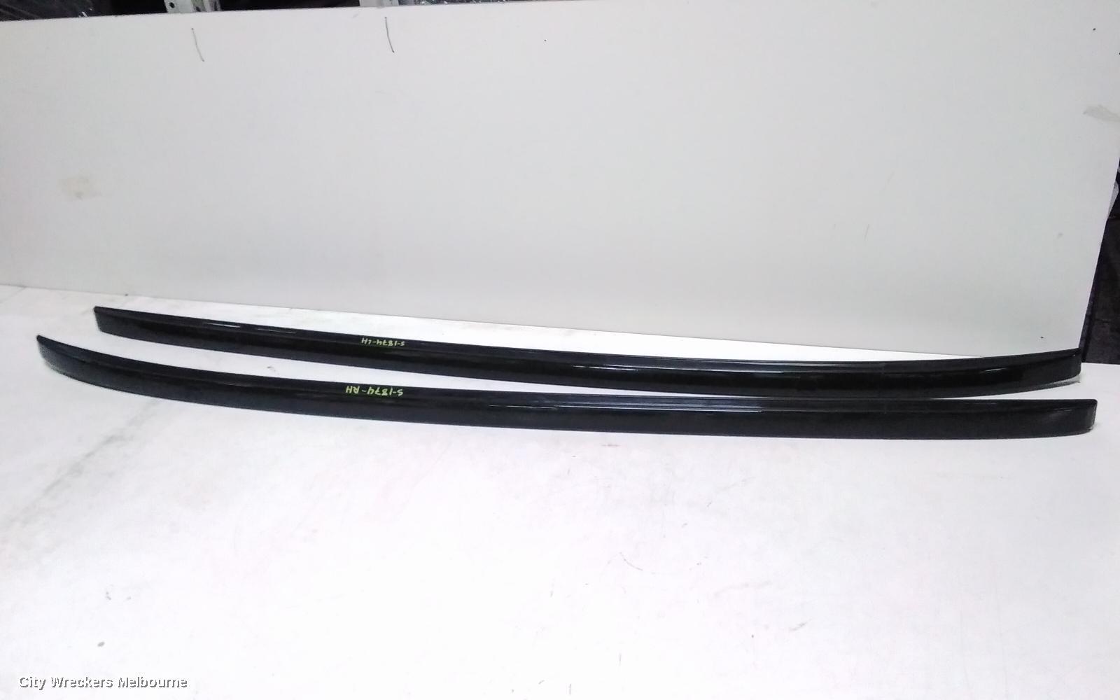 HYUNDAI TUCSON 2018 Roof Rail