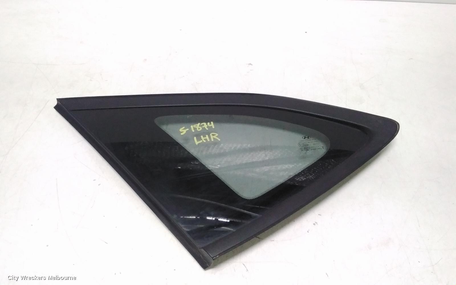 HYUNDAI TUCSON 2018 Left Rear Side Glass