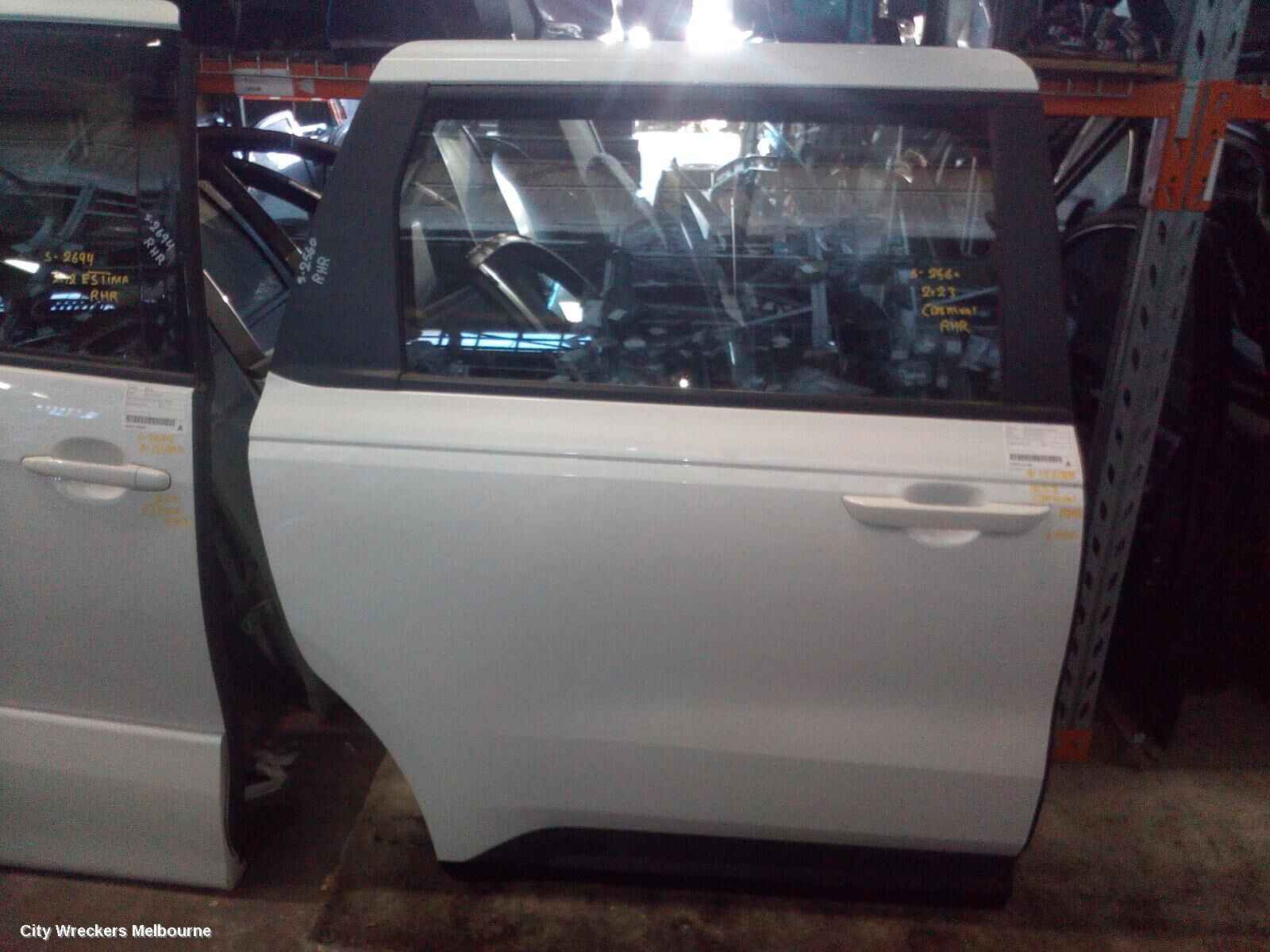 KIA CARNIVAL/GRAND CARNIVAL 2023 RIGHT_REAR_DOOR_SLIDING