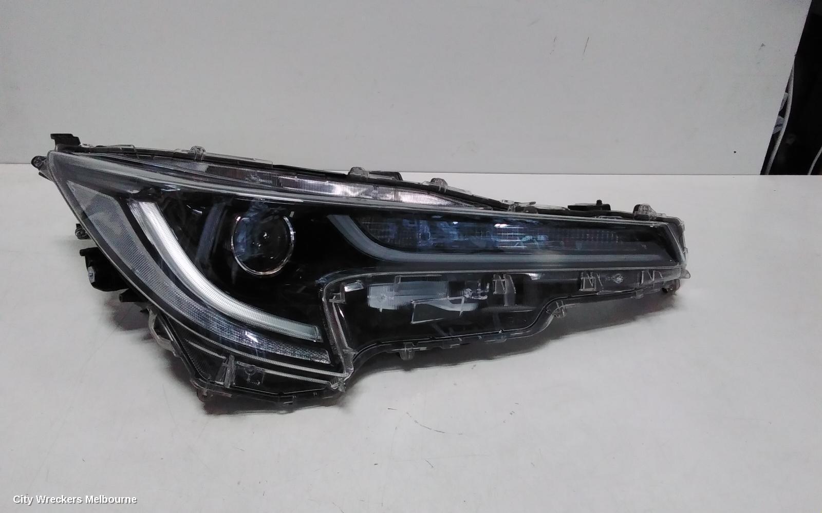 TOYOTA COROLLA 2019 Right Headlamp
