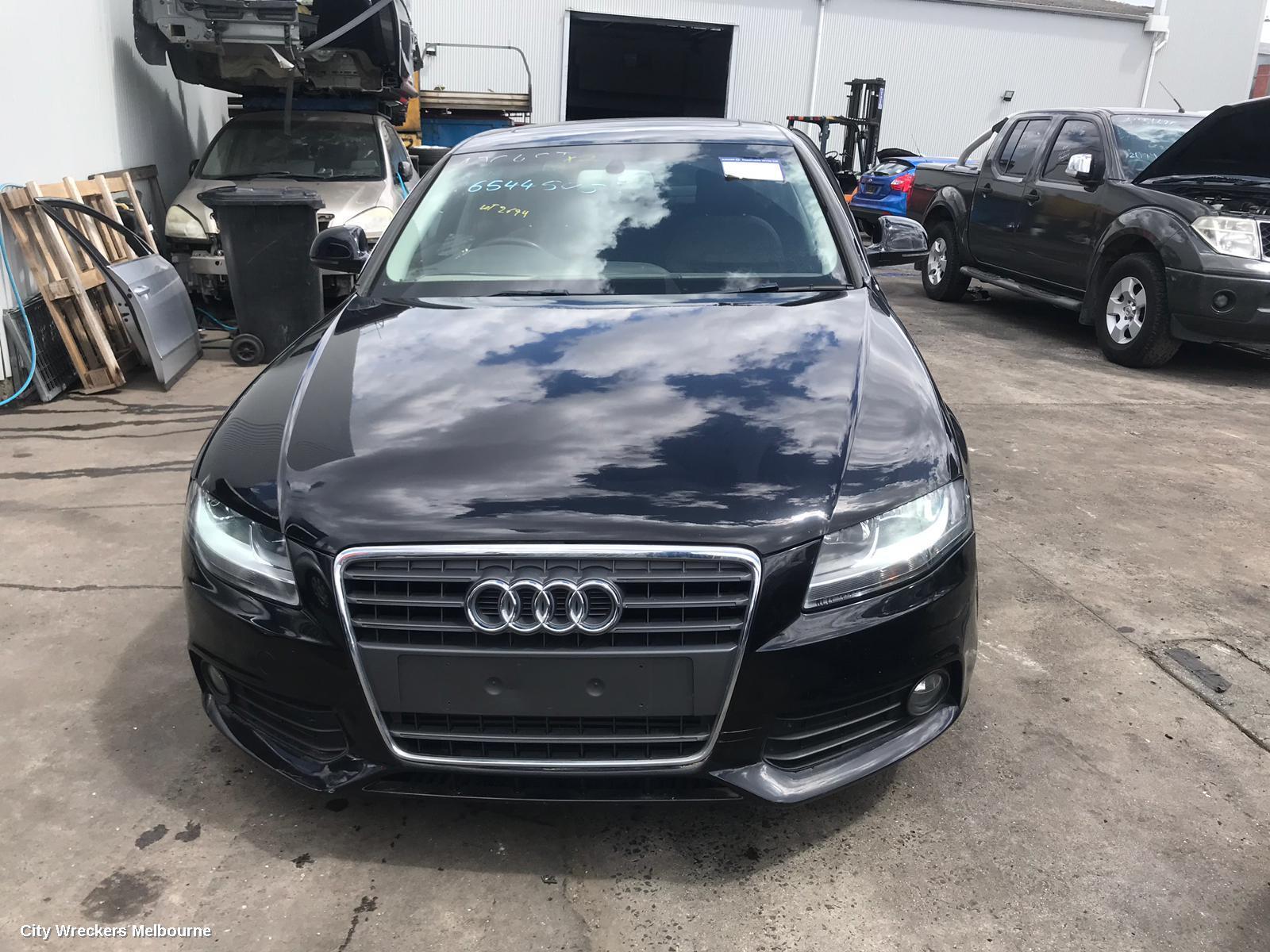 AUDI A4 2009 Grille