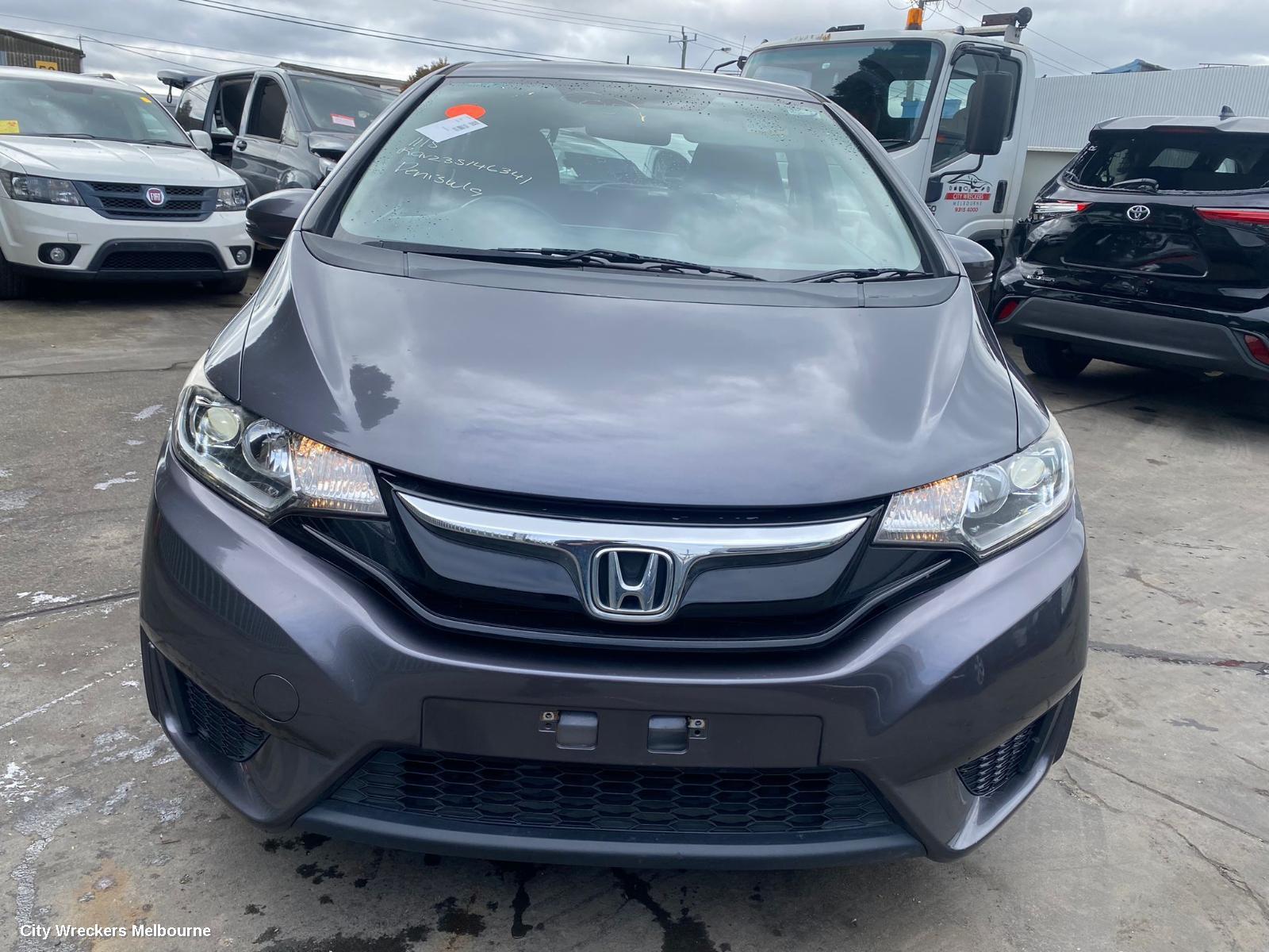 HONDA JAZZ 2016 REVERSE_CAMERA