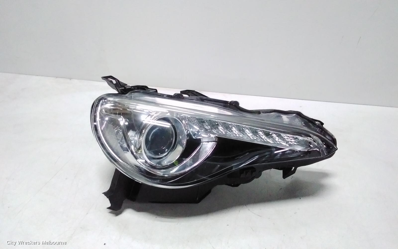 TOYOTA 86 2013 Right Headlamp
